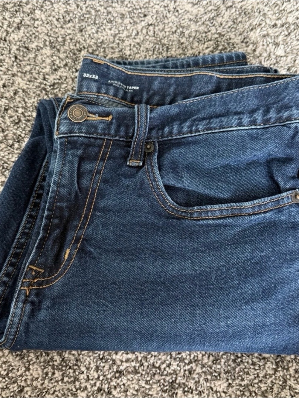 Old Navy Athletic Taper Jeans Men’s 32x32 Dark Wash Stretch Denim Flex